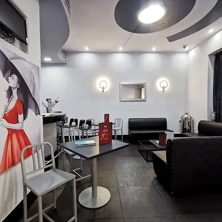 Park View Apartment *